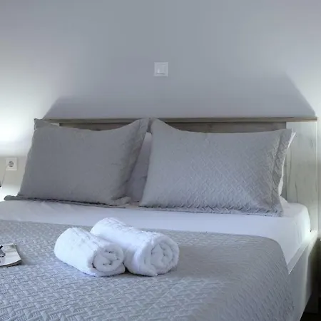 Arokaria Apartment *
